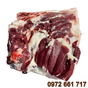 Sấn mông vai